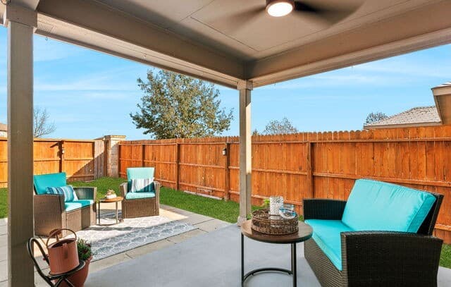 5-bedroom rental at 14033 Shivers Cv in San Antonio, TX — photo 3