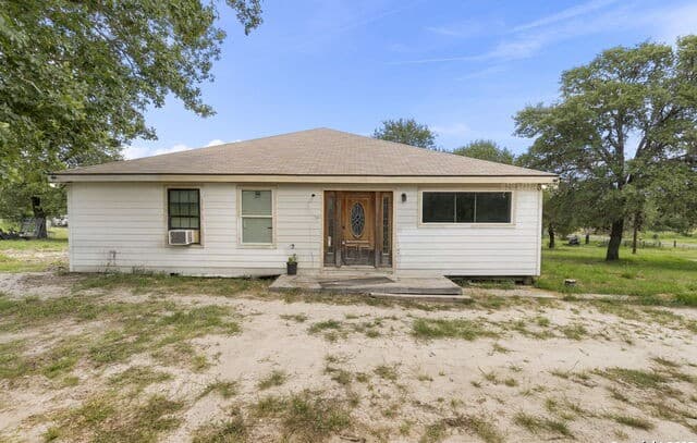 2-bedroom rental at 551 Peaceful Ln in San Antonio, TX — photo 3
