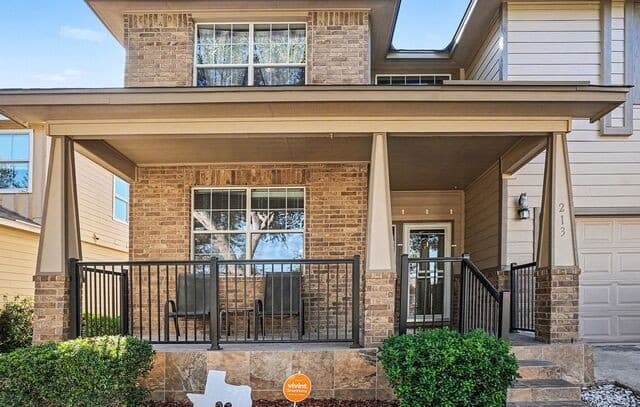 5-bedroom rental at 213 Wildcat in Cibolo, TX — photo 2
