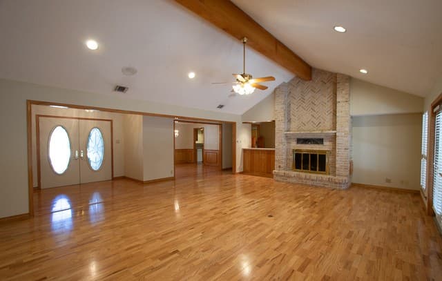3-bedroom rental at 8 Granburg Pl in San Antonio, TX — photo 5