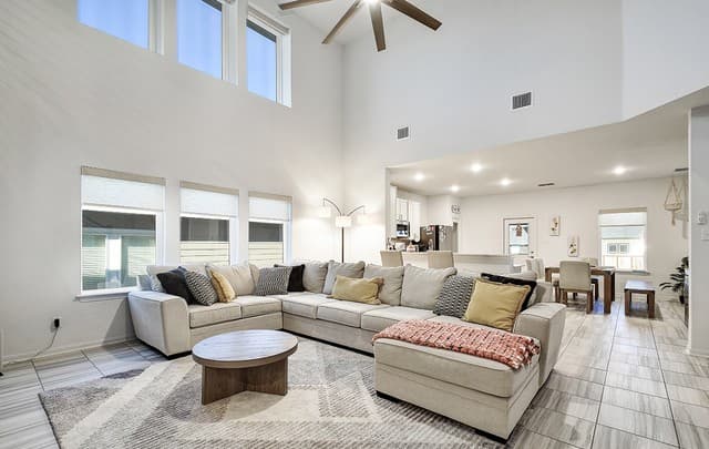 Home for sale at 8863 Grey Elm in Elmendorf, TX — photo 4