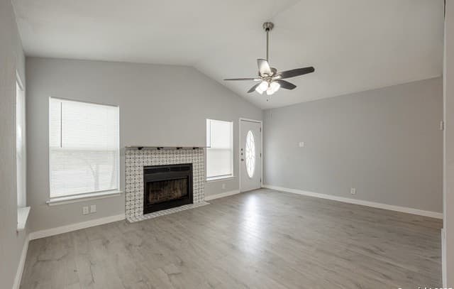 3-bedroom rental at 4114 Dakota Sun in San Antonio, TX — photo 3