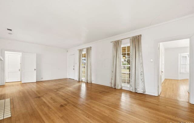 3-bedroom rental at 247 Club in San Antonio, TX — photo 5