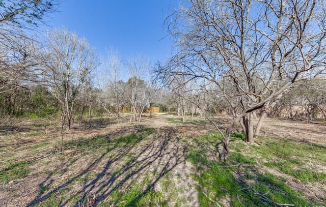 rental at 234 Rockhill in San Antonio, TX — photo 2