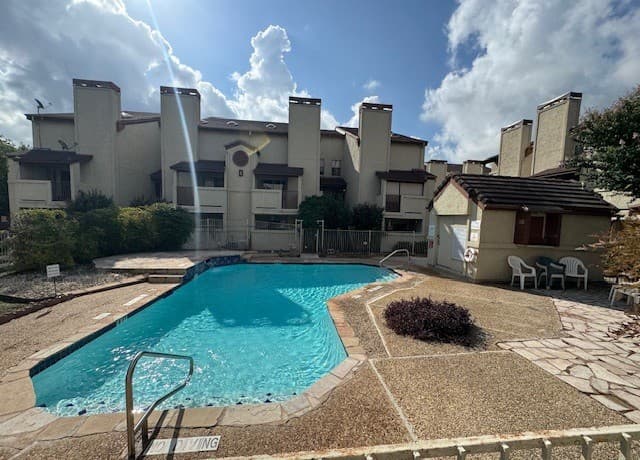 2-bedroom rental at 5322 Medical Unit E208 in San Antonio, TX — photo 1