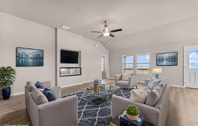 4-bedroom rental at 132 Greeley Drive in Floresville, TX — photo 3