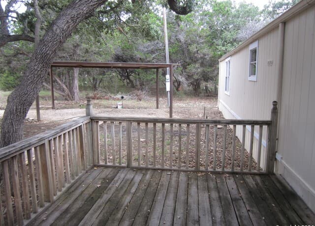 4-bedroom rental at 123 Frio in Bandera, TX — photo 3
