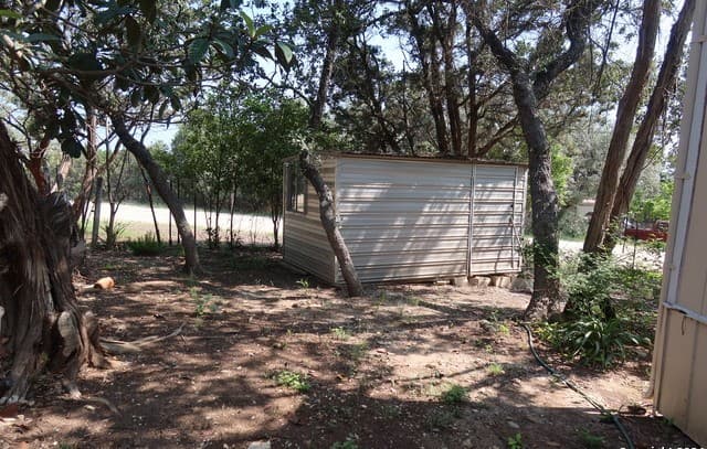 4-bedroom rental at 123 Frio in Bandera, TX — photo 5