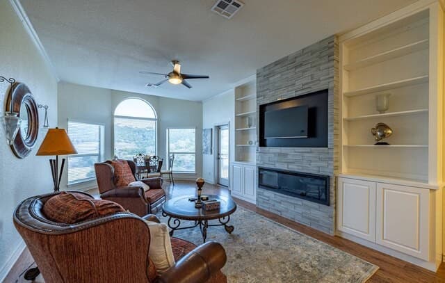 Home for sale at 20 Tapatio Dr E Unit 305 in Boerne, TX — photo 3