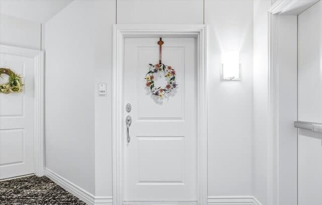 2-bedroom rental at 215 N Center St Unit 1503 in San Antonio, TX — photo 4