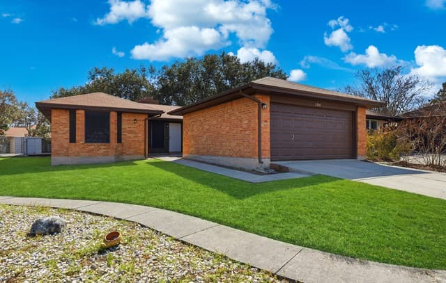 3-bedroom rental at 1300 Cyrus McCormick in Schertz, TX — photo 1