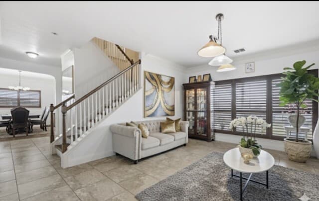 4-bedroom rental at 184 Fairway in Floresville, TX — photo 3