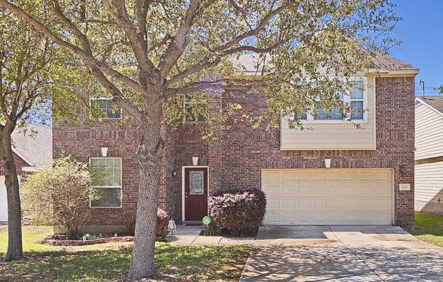 4-bedroom rental at 209 Fazio in Cibolo, TX — photo 3
