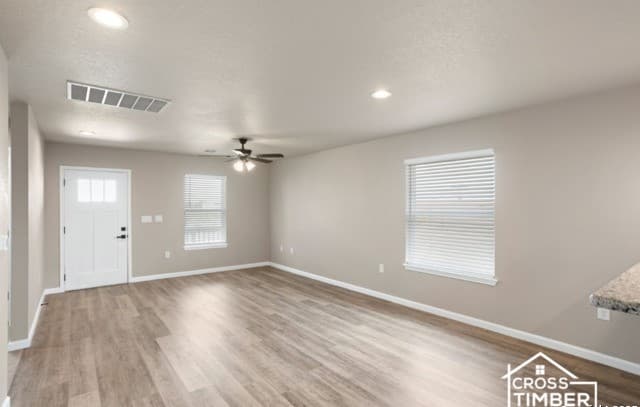 3-bedroom rental at 4714 Vaquero Creek in Von Ormy, TX — photo 3