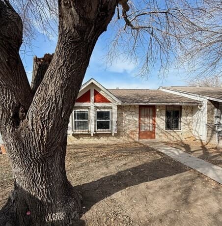 3-bedroom rental at 6605 Spring Lark St in San Antonio, TX — photo 1
