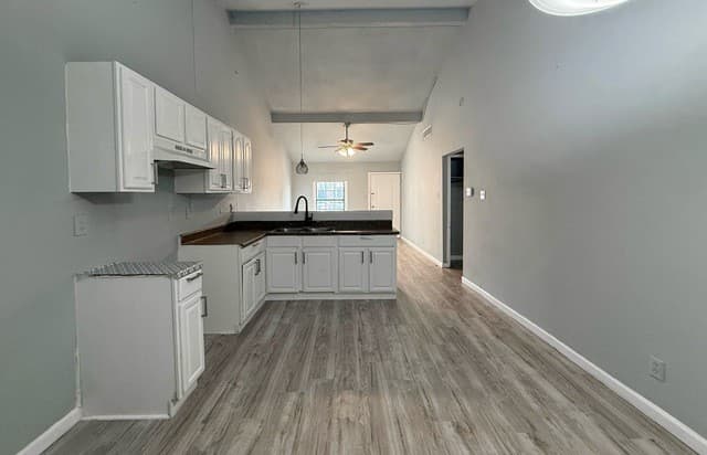 3-bedroom rental at 6605 Spring Lark St in San Antonio, TX — photo 4