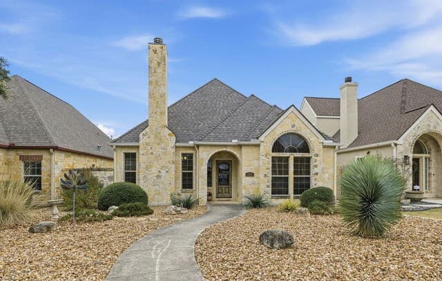 Home for sale at 329 E Bandera in Boerne, TX — photo 3