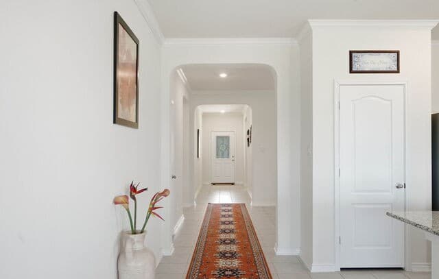3-bedroom rental at 5103 Devanado in San Antonio, TX — photo 5