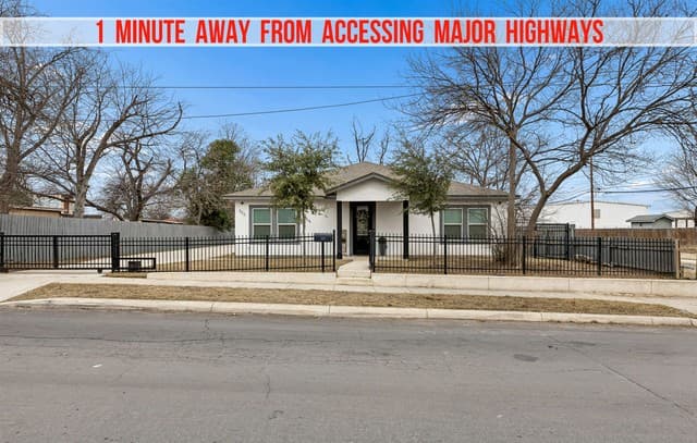 Home for sale at 303 Pendleton Ave in San Antonio, TX — photo 2