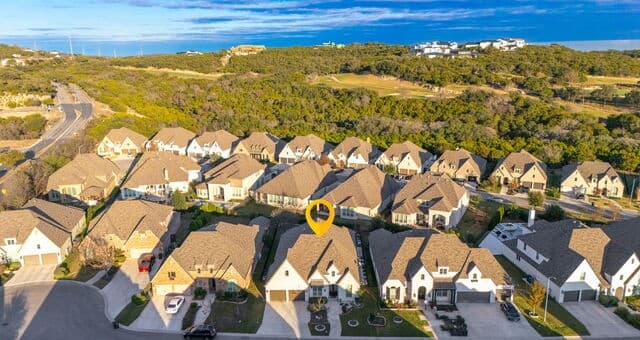 4-bedroom rental at 17918 Cantera Ct in San Antonio, TX — photo 3