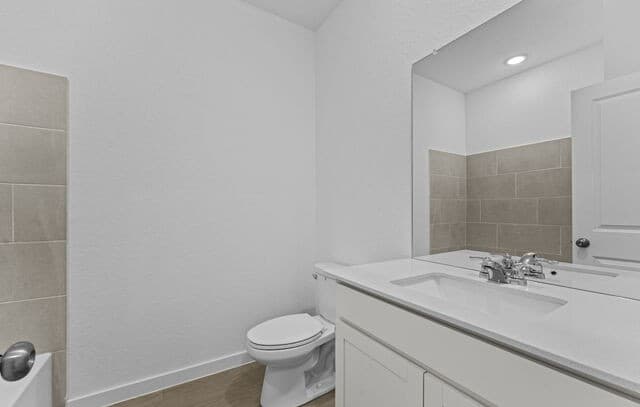 4-bedroom rental at 4999 Mission Tejas Road in Marion, TX — photo 4