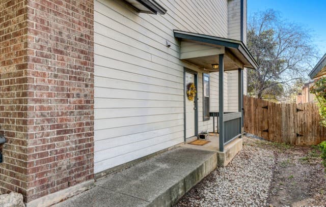 3-bedroom rental at 6062 Bantry Bay in San Antonio, TX — photo 4