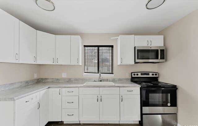 2-bedroom rental at 5345 Commerce in San Antonio, TX — photo 4