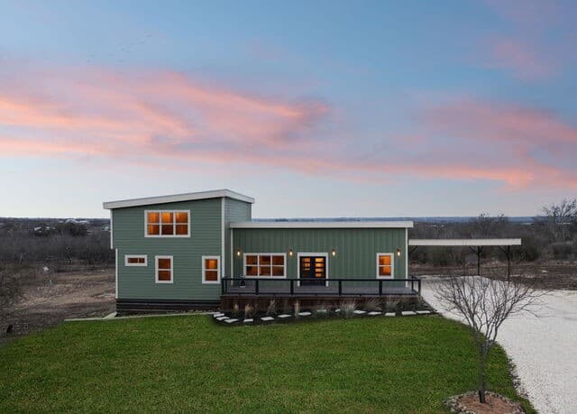 3-bedroom rental at 300 County Road 5781 in Castroville, TX — photo 1