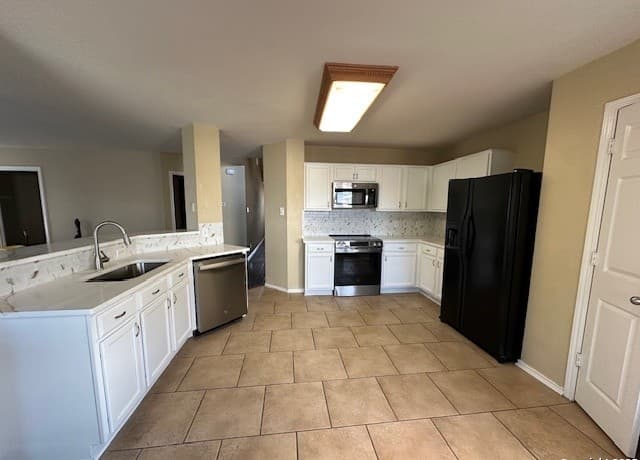 4-bedroom rental at 6641 Sally Agee in Leon Valley, TX — photo 5