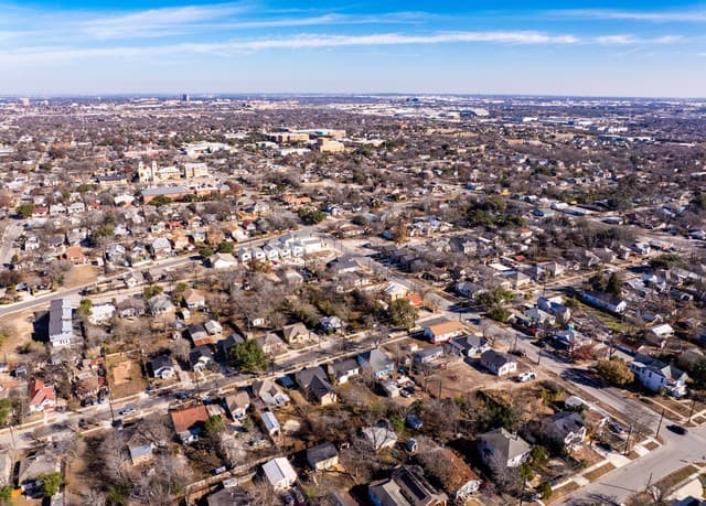 rental at 343 Cooper in San Antonio, TX — photo 3