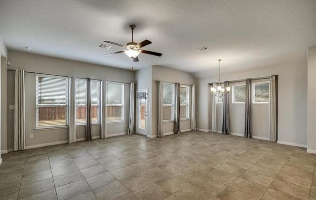 3-bedroom rental at 624 Colt Trail in Schertz, TX — photo 2
