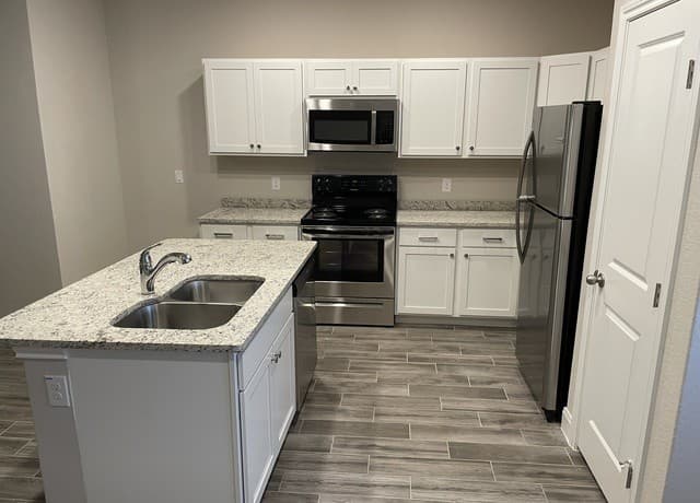 rental at 13109 Reid Meadows in Live Oak, TX — photo 5