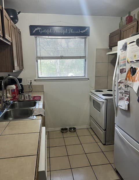 3-bedroom rental at 4827 Castle Prince in San Antonio, TX — photo 5