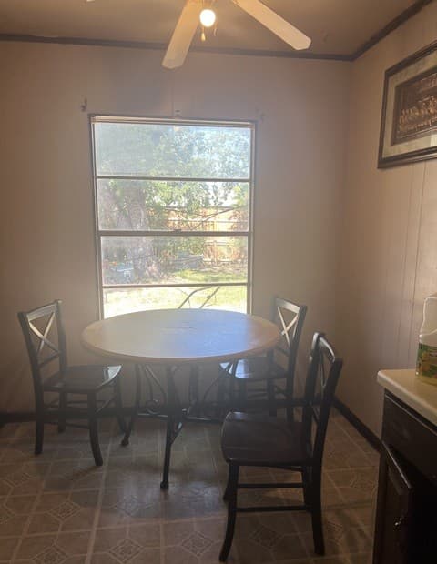 3-bedroom rental at 4443 Clear Spring in San Antonio, TX — photo 2