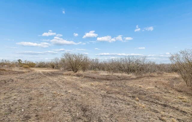 rental at 0 N Beyer in Marion, TX — photo 4