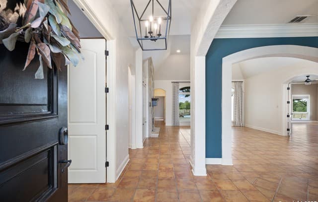 4-bedroom rental at 29755 No Le Hace in Fair Oaks Ranch, TX — photo 3