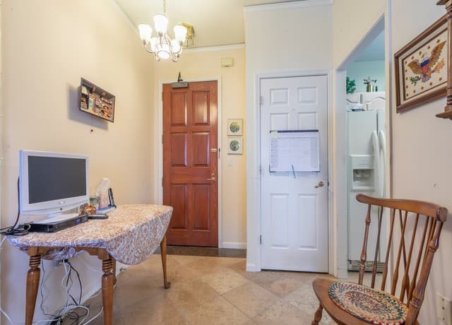 2-bedroom rental at 1 Towers Park Ln Unit 606 in San Antonio, TX — photo 2