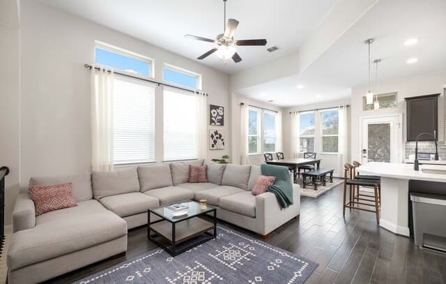 3-bedroom rental at 17419 Moscato in San Antonio, TX — photo 3