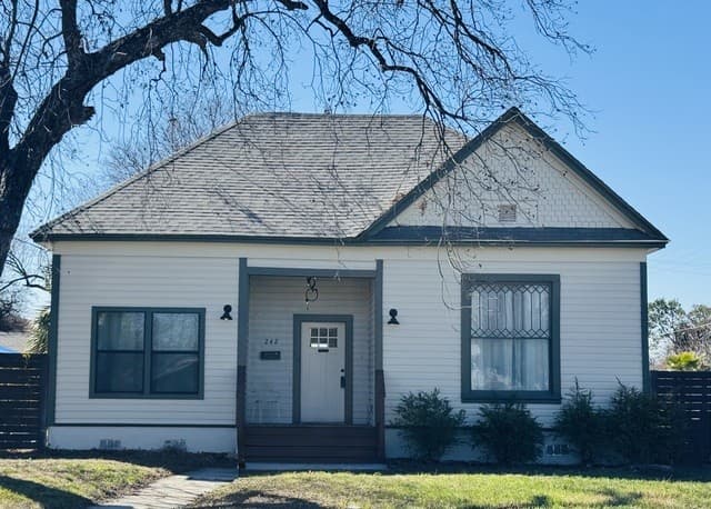 3-bedroom rental at 242 Furnish Ave. in San Antonio, TX — photo 1