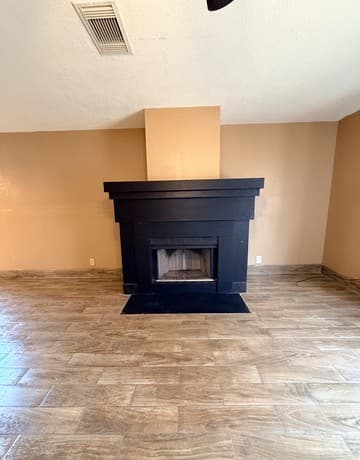 3-bedroom rental at 8911 Kenton Briar in San Antonio, TX — photo 5