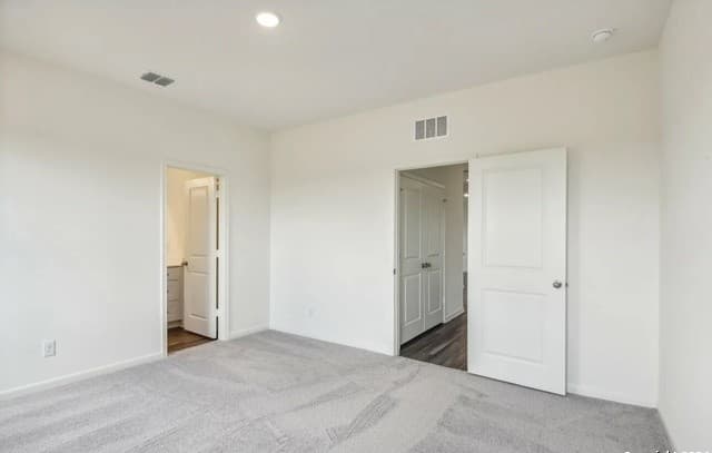 4-bedroom rental at 11727 Haven Estates in Adkins, TX — photo 3