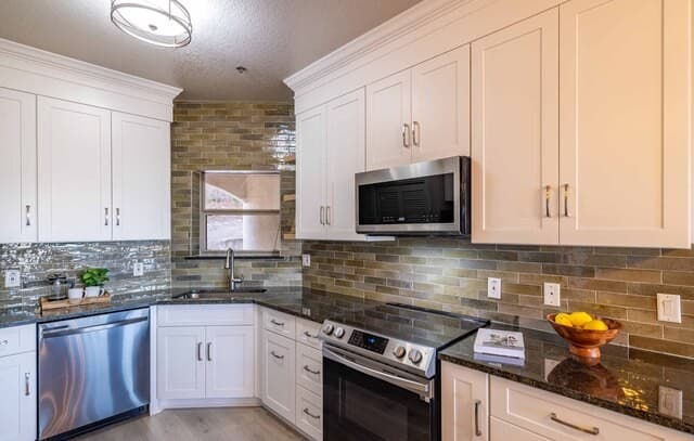 2-bedroom rental at 20 Tapatio Dr E Unit 102 in Boerne, TX — photo 4