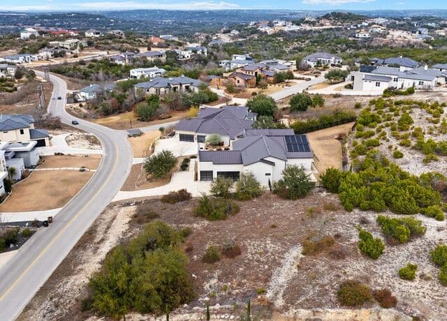 rental at 23210 Edens Canyon in San Antonio, TX — photo 2