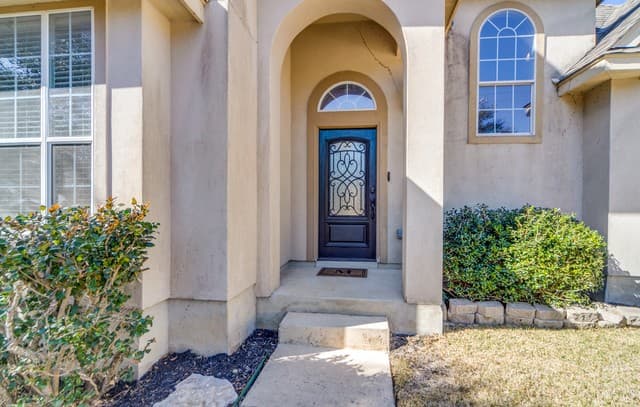 Home for sale at 26875 Hogan in San Antonio, TX — photo 4