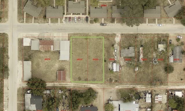 rental at 000 Trade Street in Pleasanton, TX — photo 5