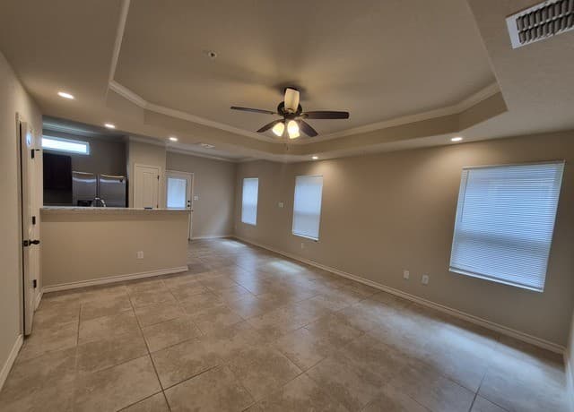 3-bedroom rental at 6406 Marcel Way Unit 101 in San Antonio, TX — photo 2