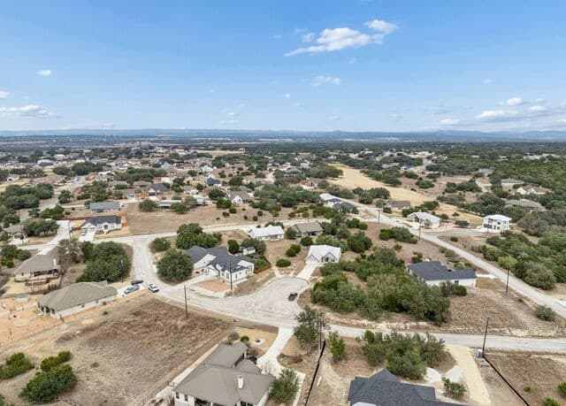 rental at 103 Lh Mabbitt in Blanco, TX — photo 2