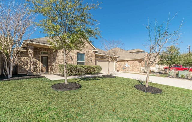 4-bedroom rental at 29625 Elkhorn in Fair Oaks Ranch, TX — photo 1