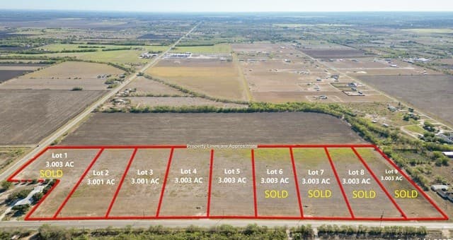 rental at LOT 3 Fm 471 in Natalia, TX — photo 2
