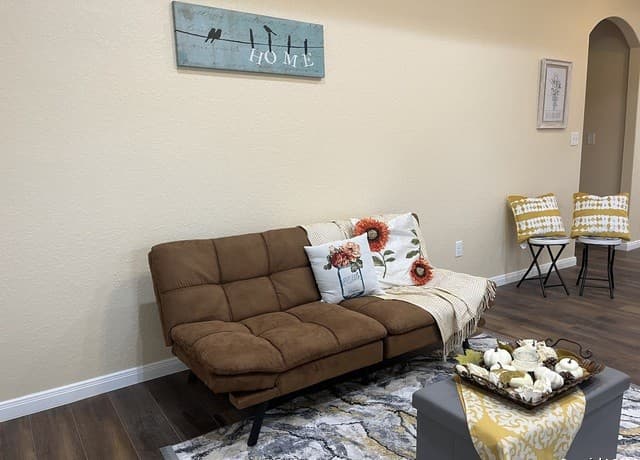 3-bedroom rental at 2826 Christian in San Antonio, TX — photo 5